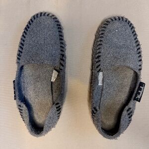 WOOLRICH 100% Wool Felt Loafers - Large (Gray)